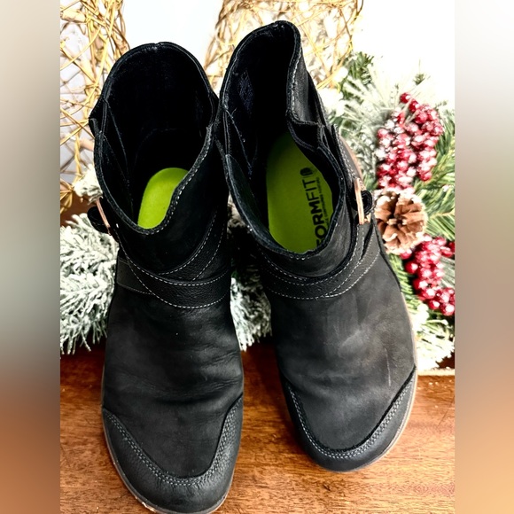 Chaco Women’s Black Leather Boots Size 7 - Picture 5 of 10